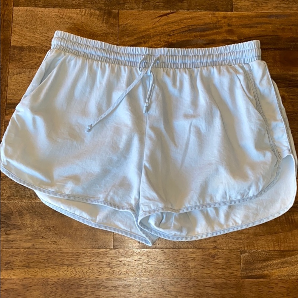 BCBG generation chambray pull on shorts Size small